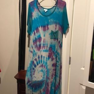 LuLaRoe XL tie dye Carly